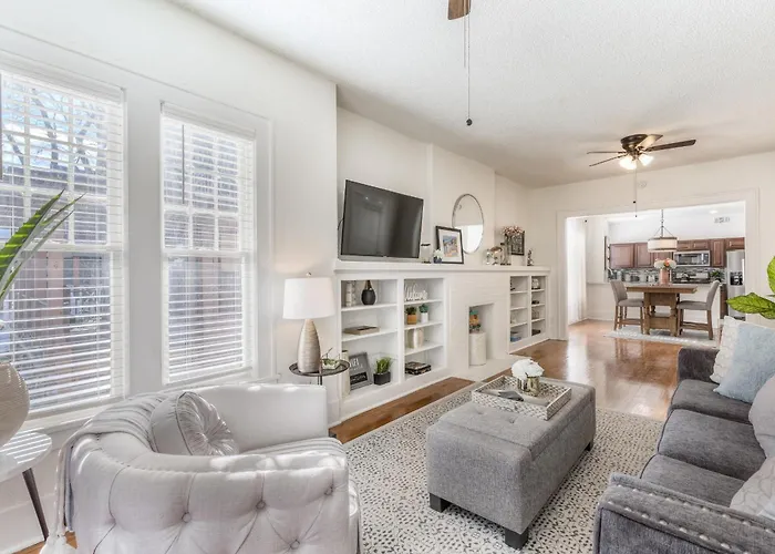 Carson Flats #1 | 1br • Near Bok• Osu Med•dtwn * Tulsa